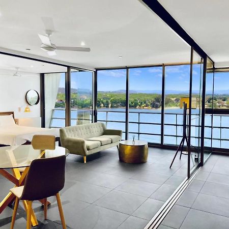 Nishi Holiday Apartments Canberra Esterno foto